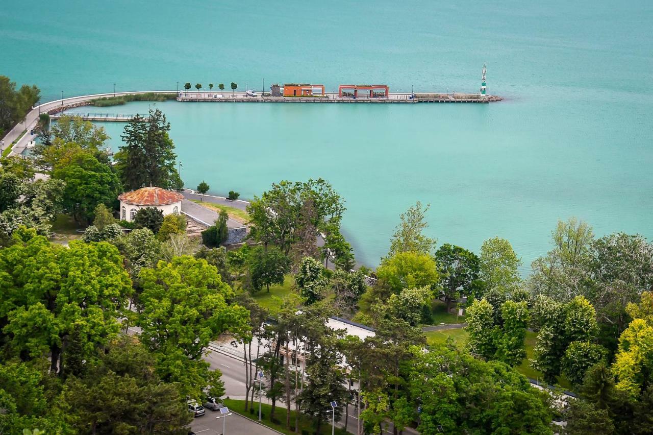 Oliver Lux Tihany Ngoại thất bức ảnh